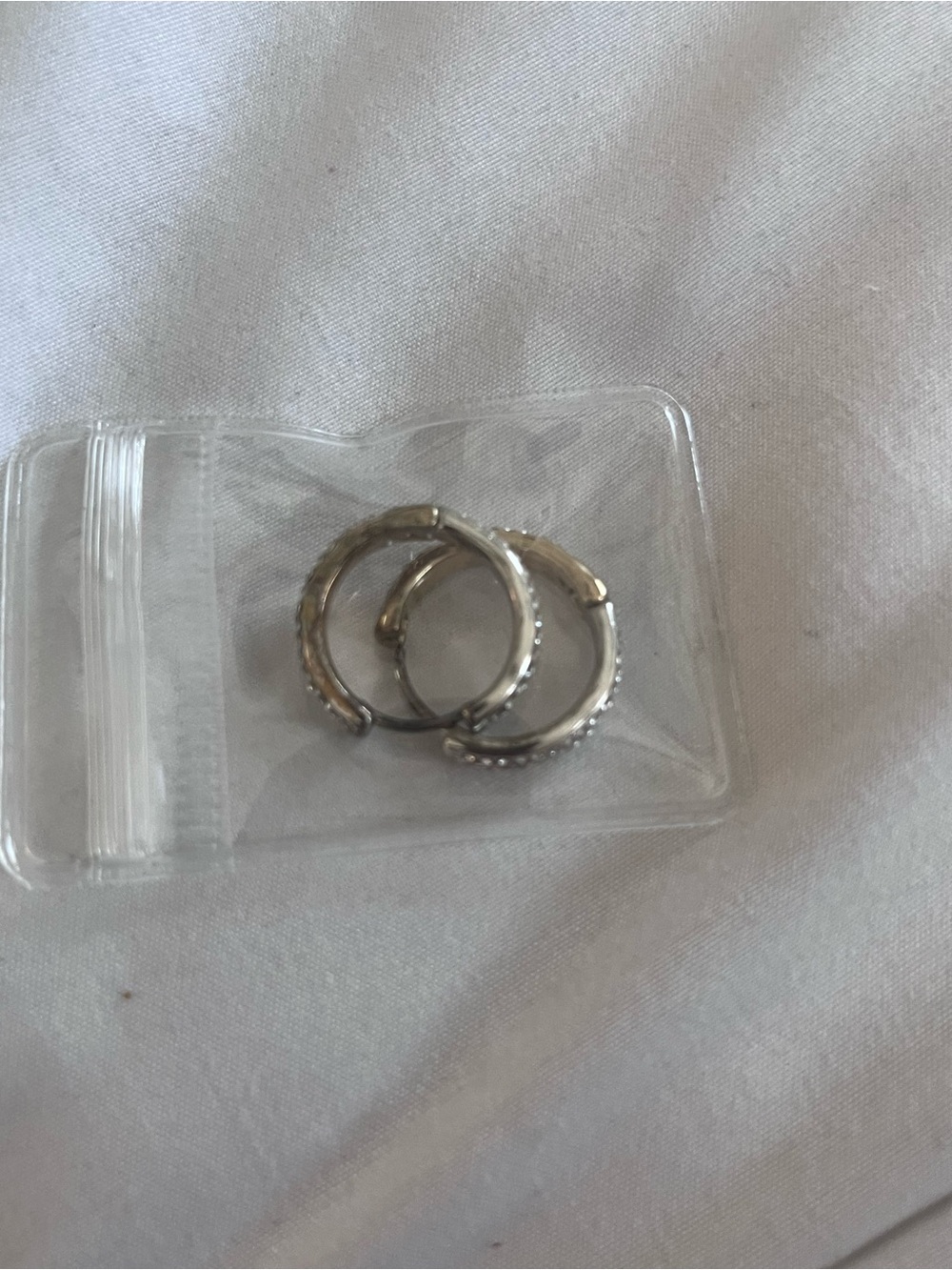 Gold and silver hoops clasp earrings cz two-tone crystal - Picture 4 of 4